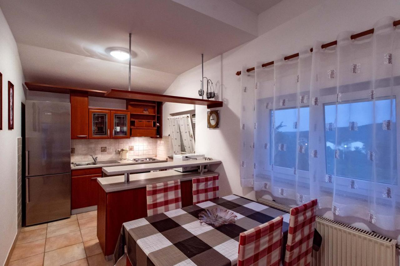 Apartments Bajcic Kampor Екстериор снимка
