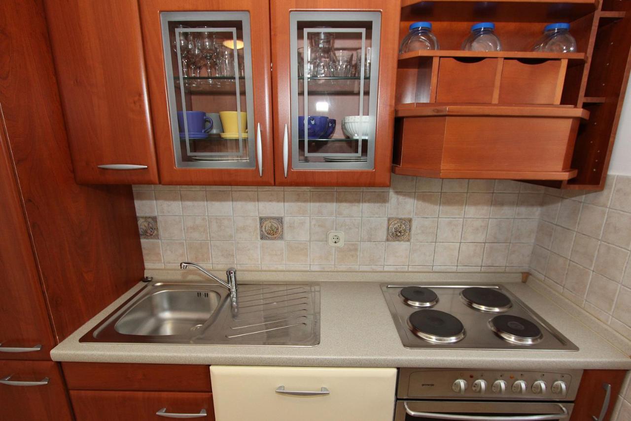 Apartments Bajcic Kampor Екстериор снимка