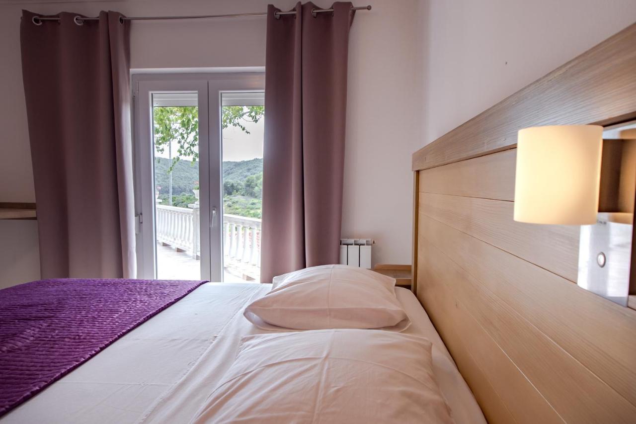 Apartments Bajcic Kampor Екстериор снимка