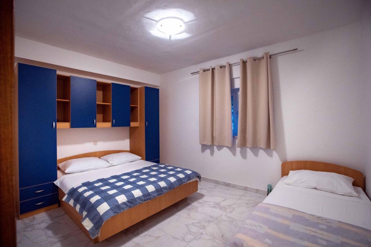 Apartments Bajcic Kampor Екстериор снимка